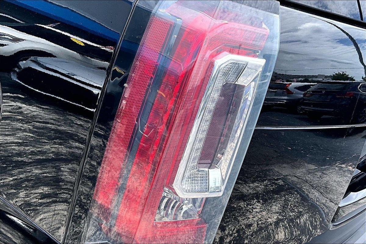 Used 2018 GMC Yukon Denali AWD/4WD image 23