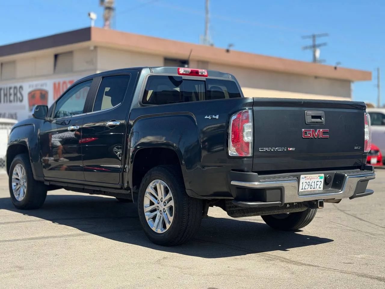 Used 2017 GMC Canyon SLT w/ Driver Alert Package AWD/4WD image 12