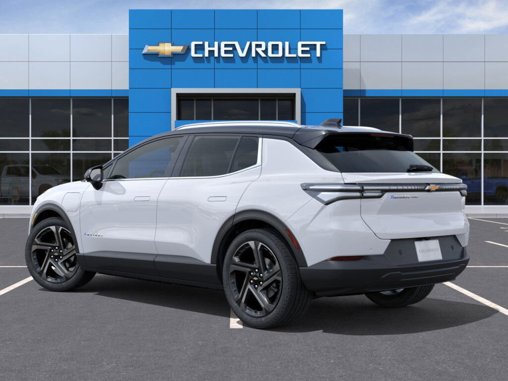 New 2026 Chevrolet Equinox EV LT image 4