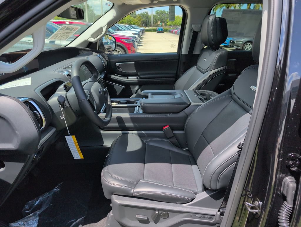 New 2026 Ford Expedition Max Platinum w/ Driver's Package AWD/4WD image 5