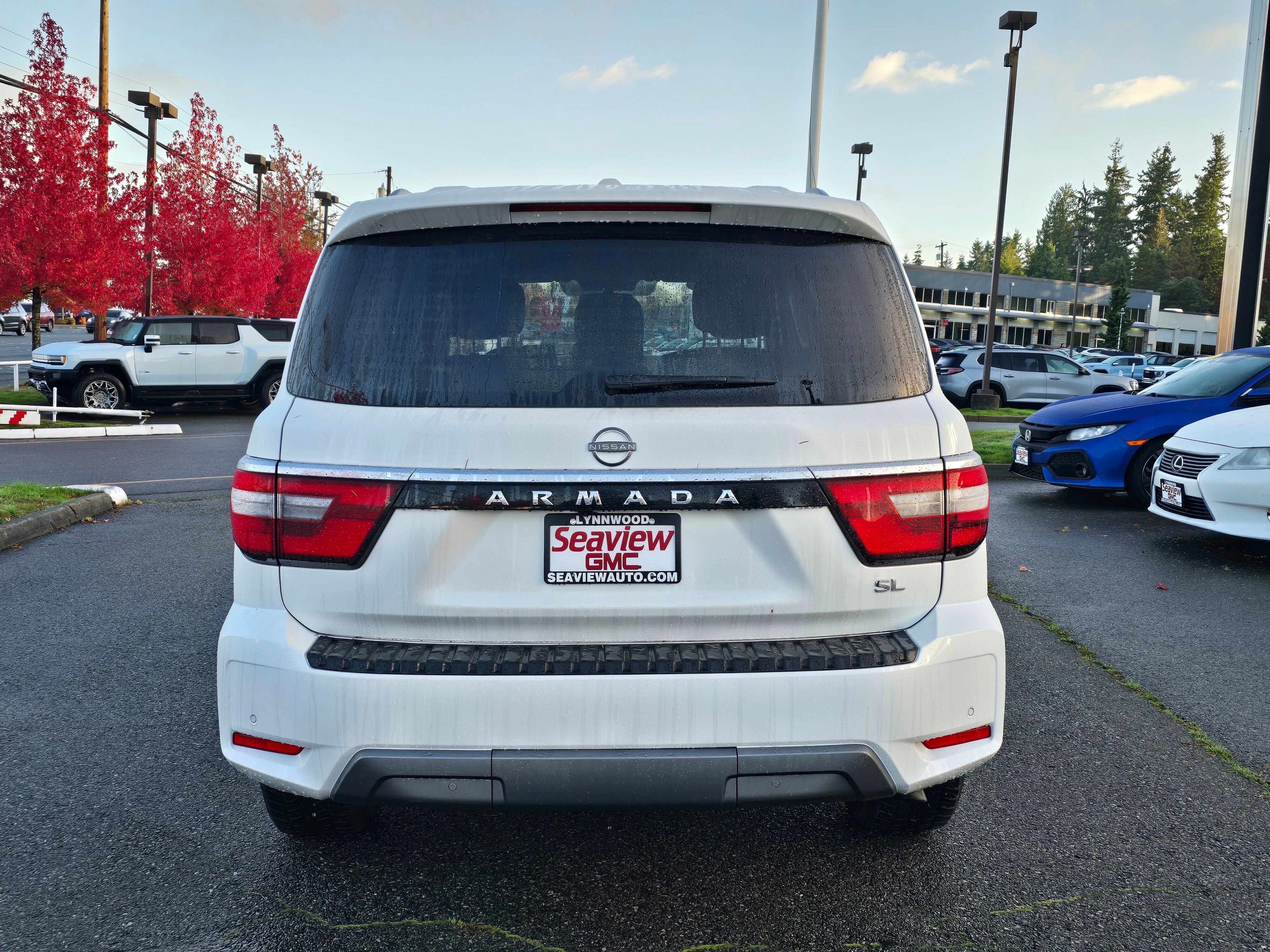 Used 2024 Nissan Armada SL image 6