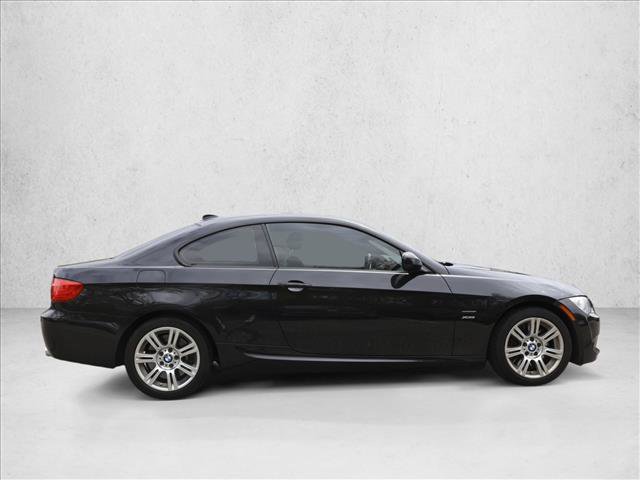 Used 2013 BMW 335i xDrive Coupe AWD/4WD image 4