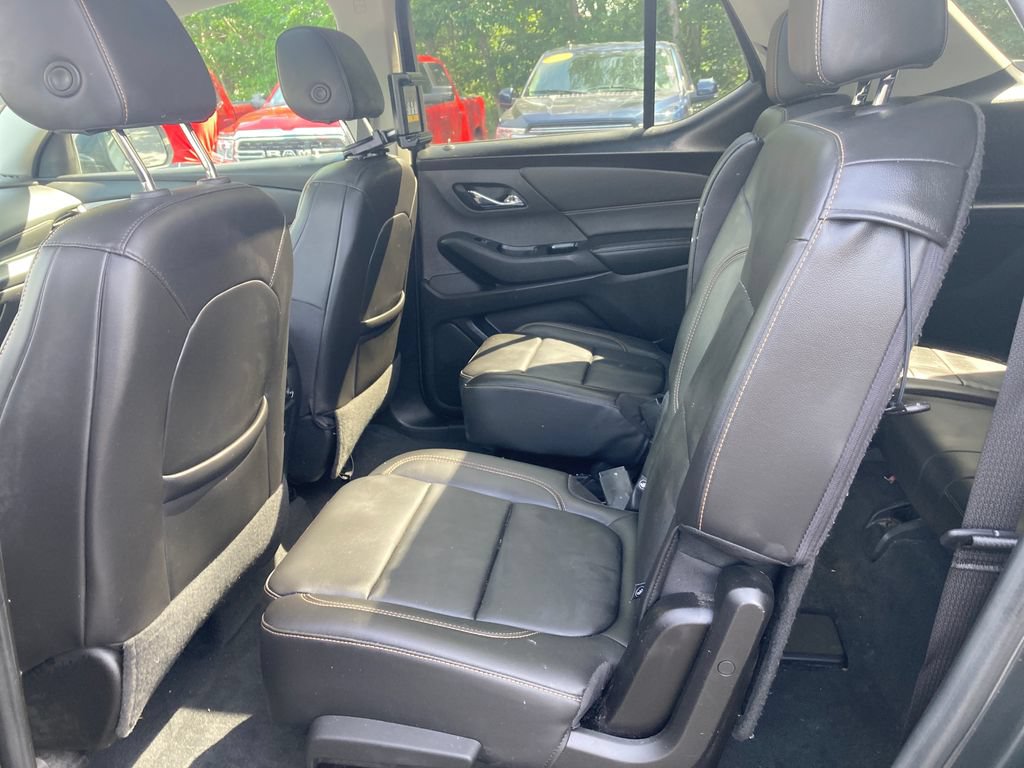 Used 2021 Chevrolet Traverse RS w/ LPO, Floor Liner Package AWD/4WD image 35