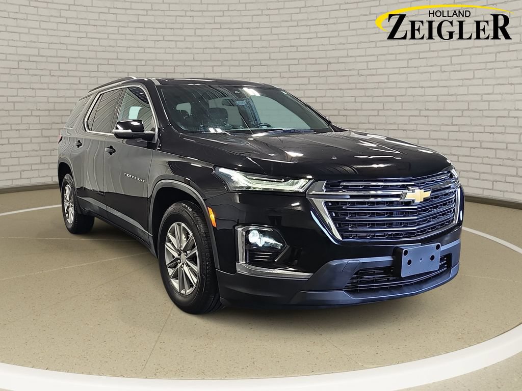 Used 2023 Chevrolet Traverse LT w/ LPO, Floor Liner Package AWD/4WD image 3