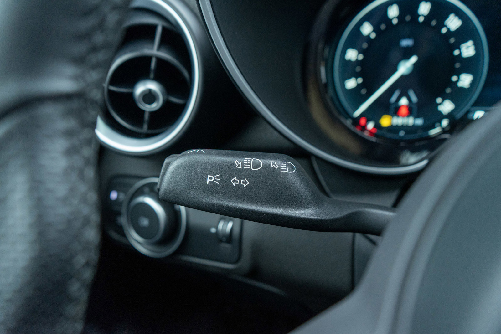 Used 2024 Alfa Romeo Giulia Ti image 26