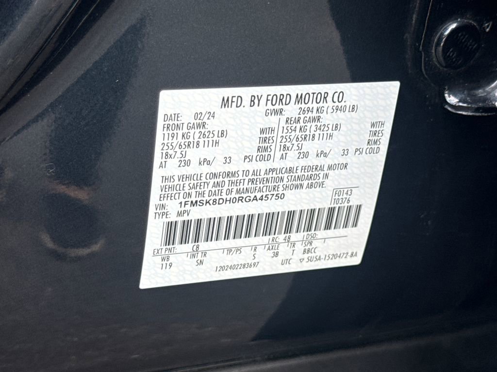 Used 2024 Ford Explorer XLT w/ Equipment Group 202A image 33