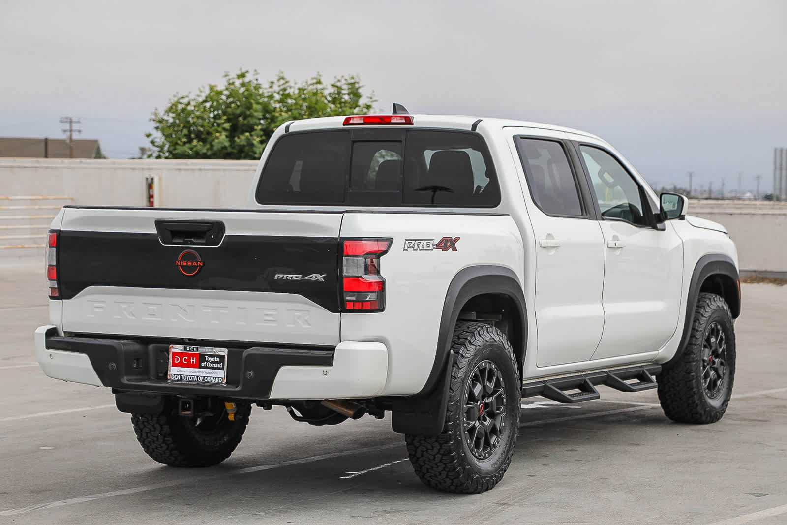 Used 2022 Nissan Frontier PRO-4X w/ Pro-4X Premium Package AWD/4WD image 5