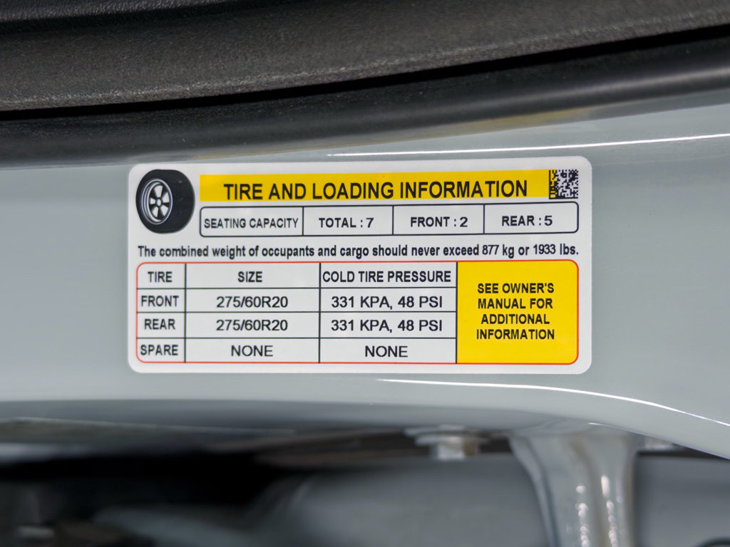 Used 2025 Rivian R1S Adventure Dual AWD/4WD image 30