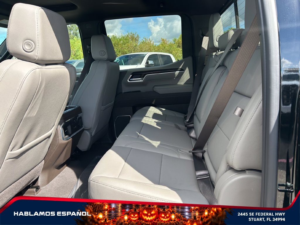 New 2026 GMC Sierra 1500 SLT w/ SLT Premium Package AWD/4WD image 11
