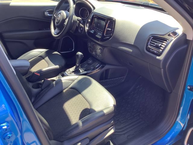 Used 2021 Jeep Compass Latitude w/ Sun and Sound Group AWD/4WD image 36