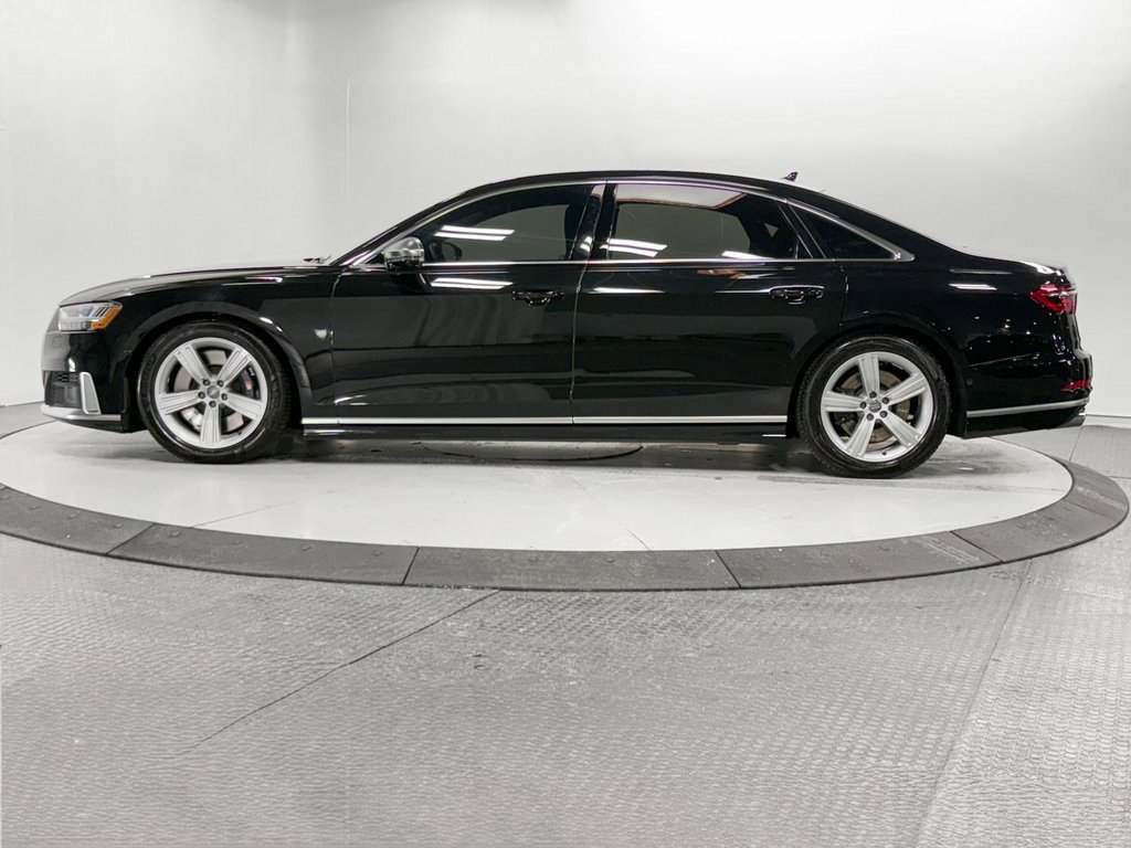 Used 2021 Audi S8 L w/ Full Leather Package image 4