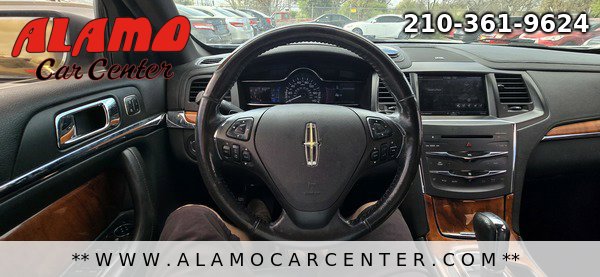 Used 2013 Lincoln MKS image 35