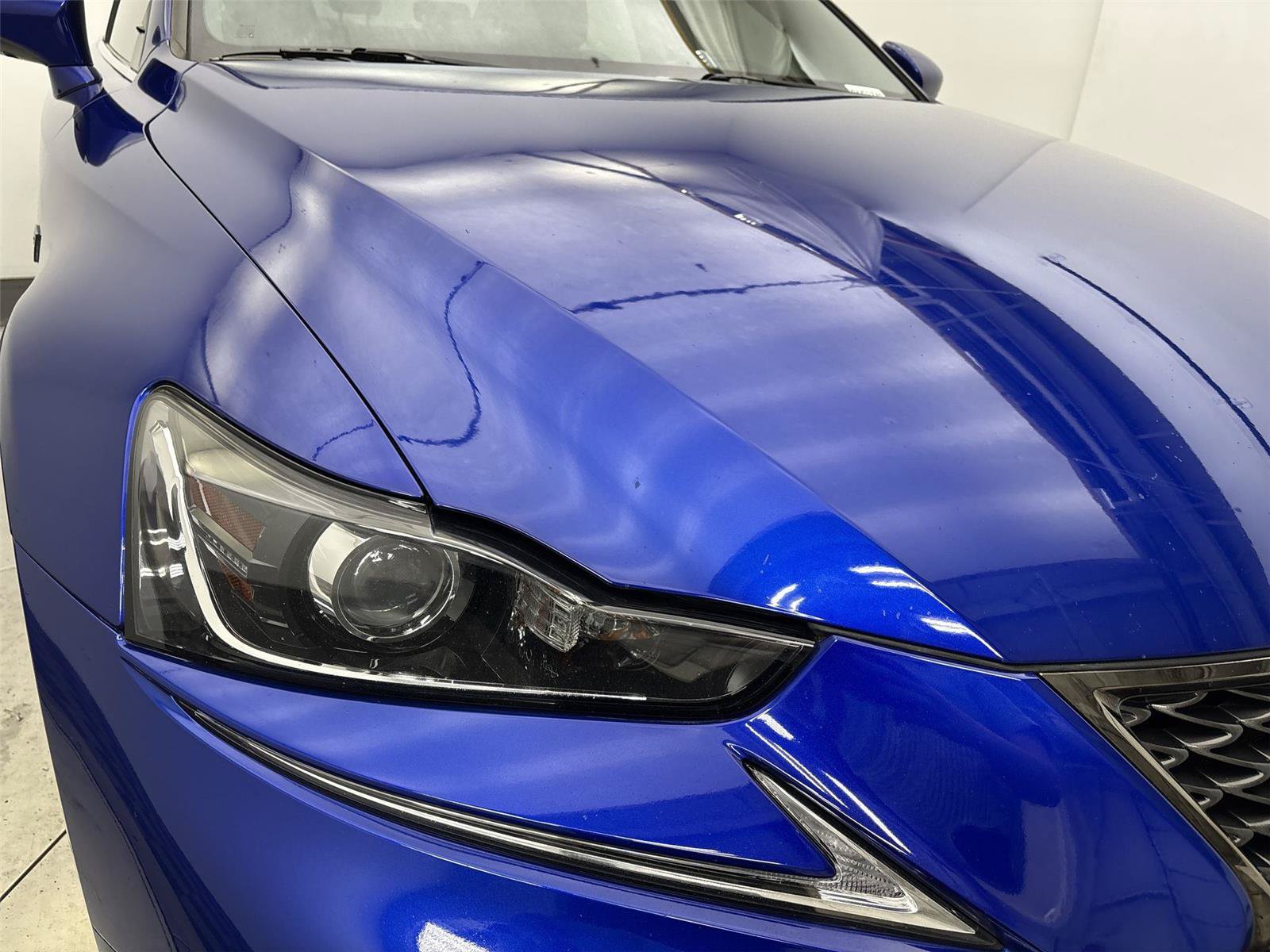 Used 2020 Lexus IS 350 F Sport w/ F Sport Package RWD image 18