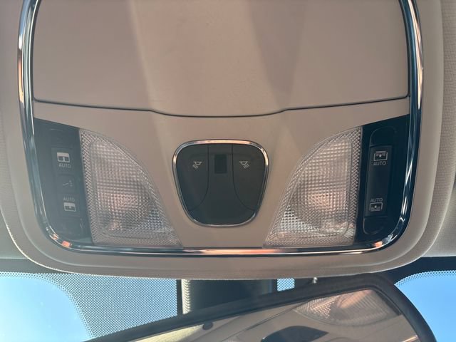 Used 2014 Jeep Cherokee Limited AWD/4WD image 14