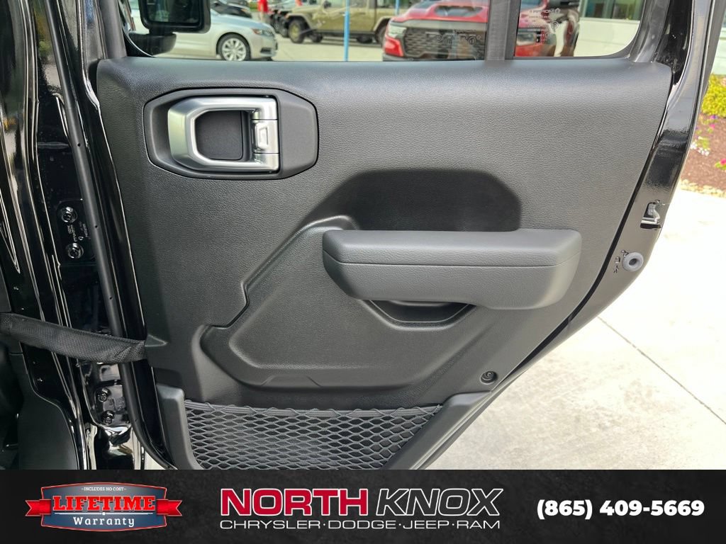New 2026 Jeep Gladiator Sport AWD/4WD image 23