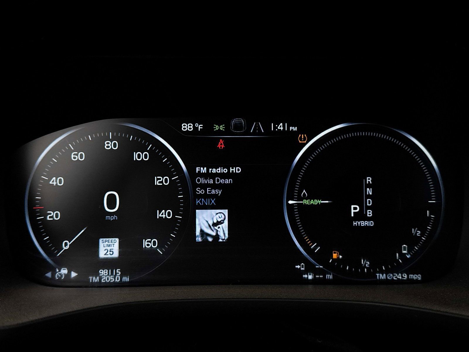 Used 2019 Volvo XC60 T8 Inscription w/ Advanced Package image 34