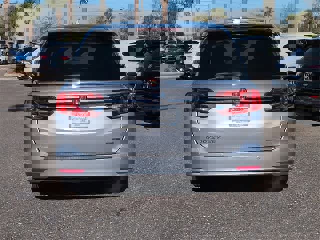 Used 2024 Honda Odyssey Touring image 7