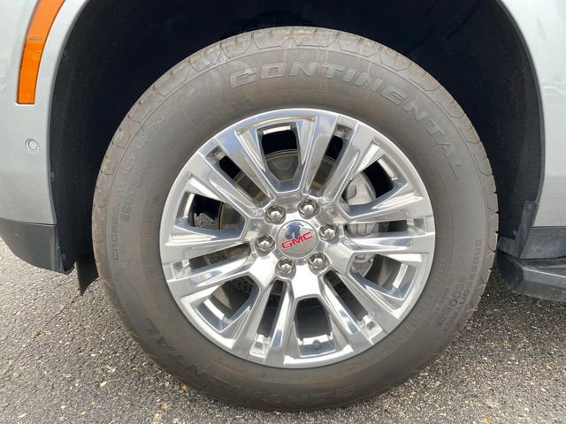 Certified 2025 GMC Yukon XL Denali AWD/4WD image 19