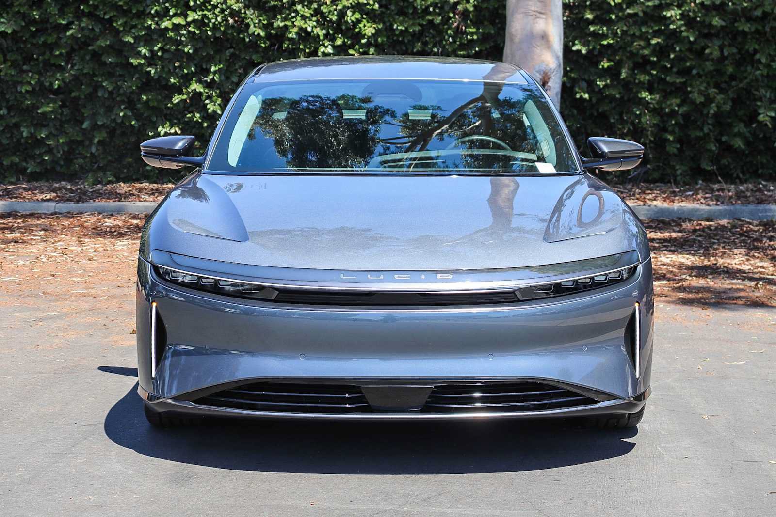 Used 2025 Lucid Air Pure RWD image 2
