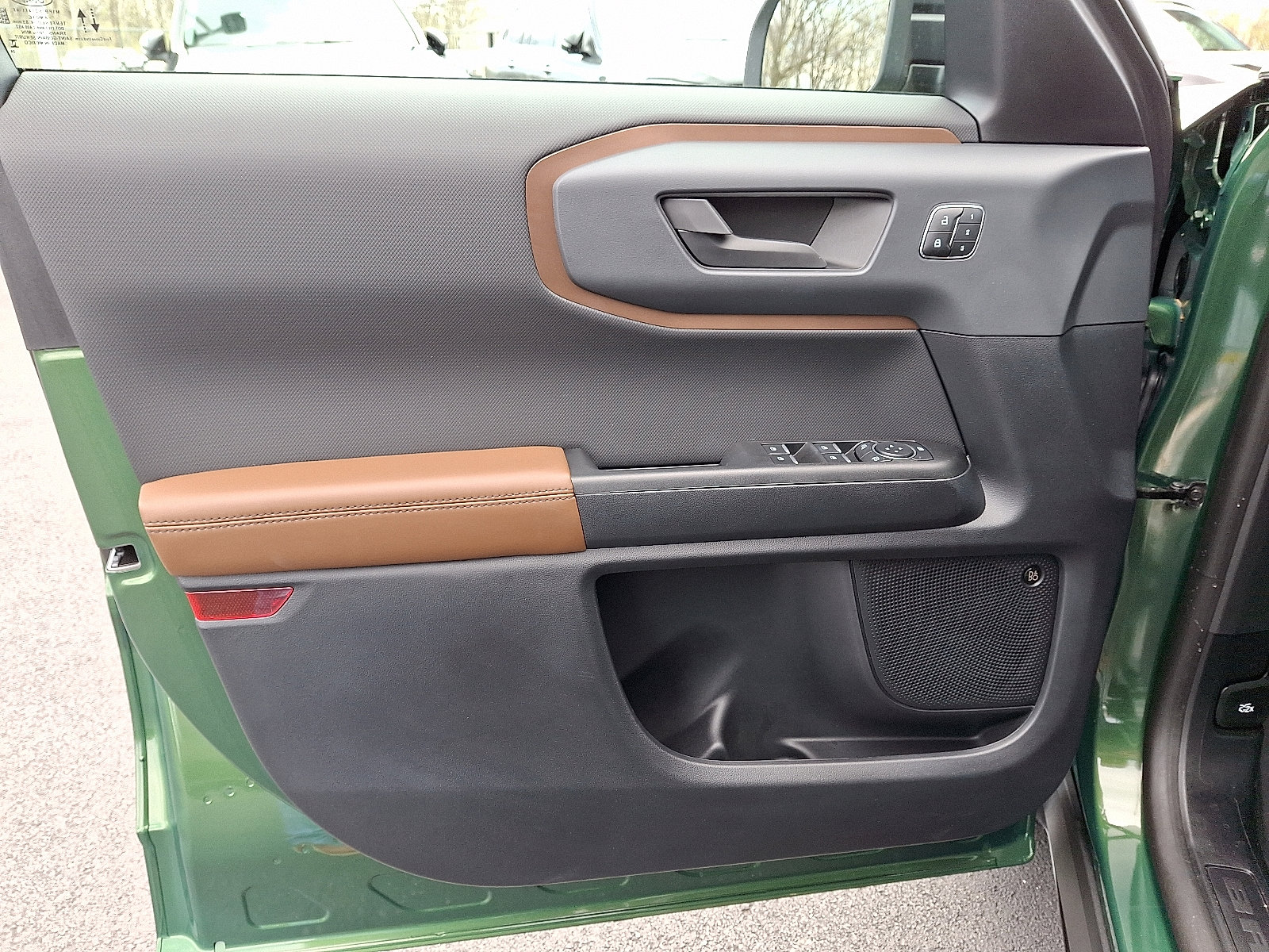 Used 2024 Ford Bronco Sport Outer Banks w/ Tech Package image 13