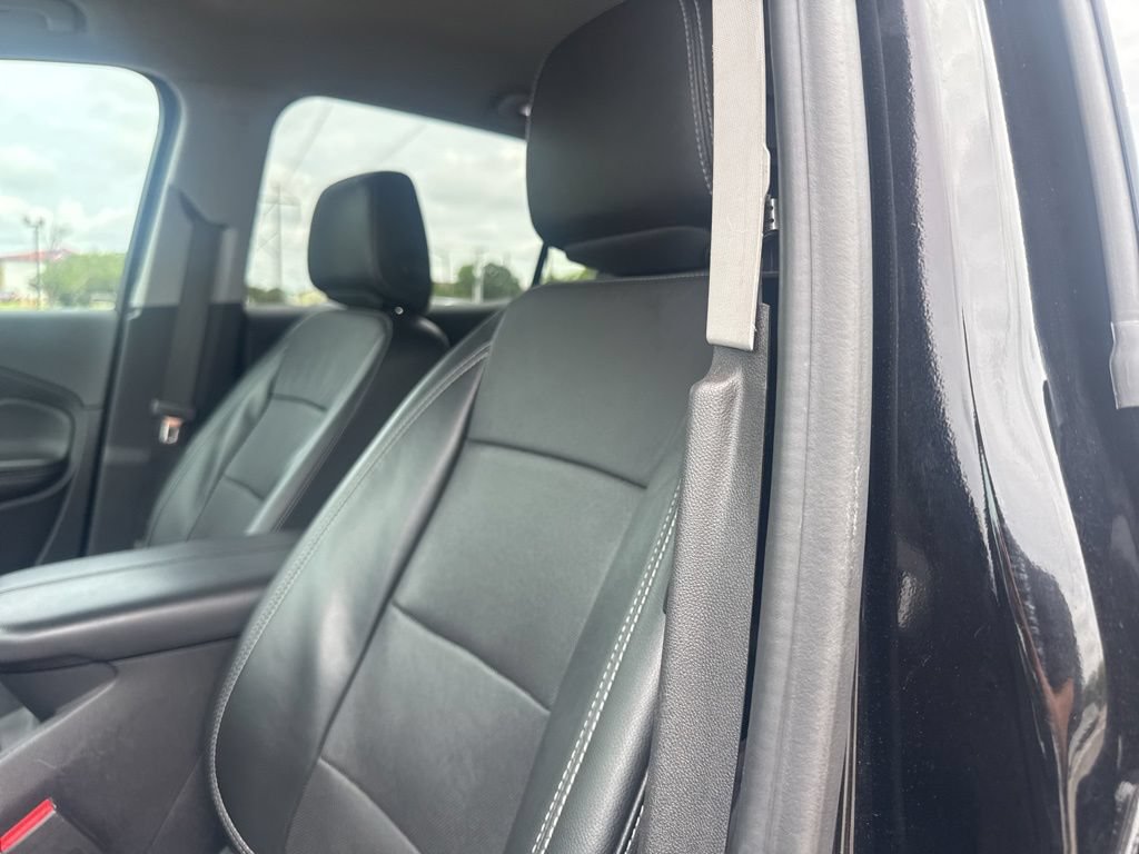 Used 2024 GMC Terrain SLT FWD image 8