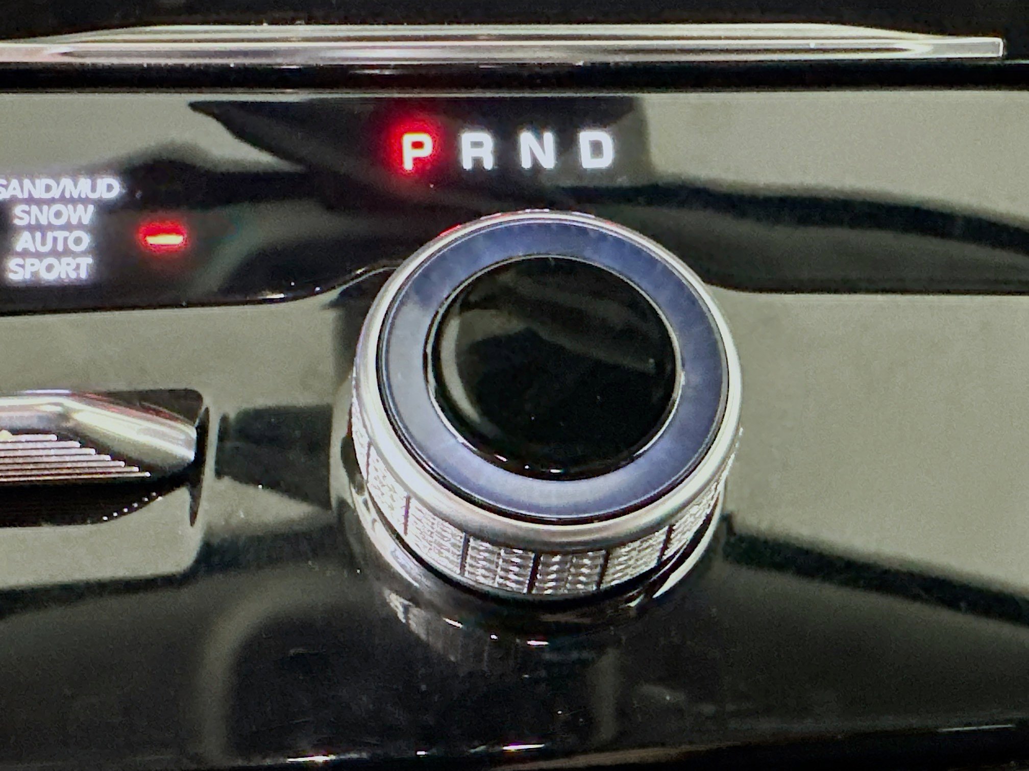 Used 2023 Jeep Grand Cherokee Limited image 25