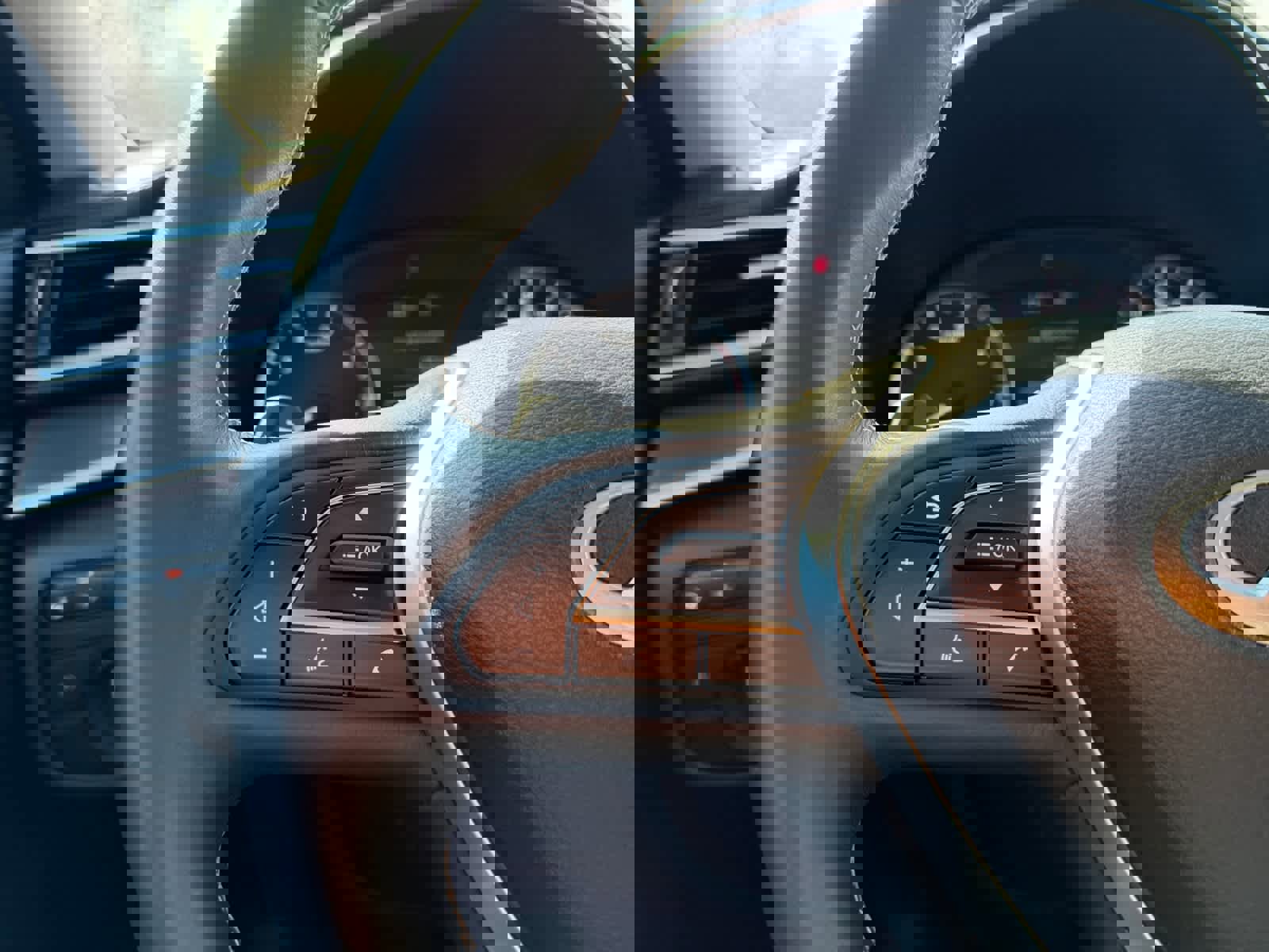 Used 2022 INFINITI QX50 Luxe image 47