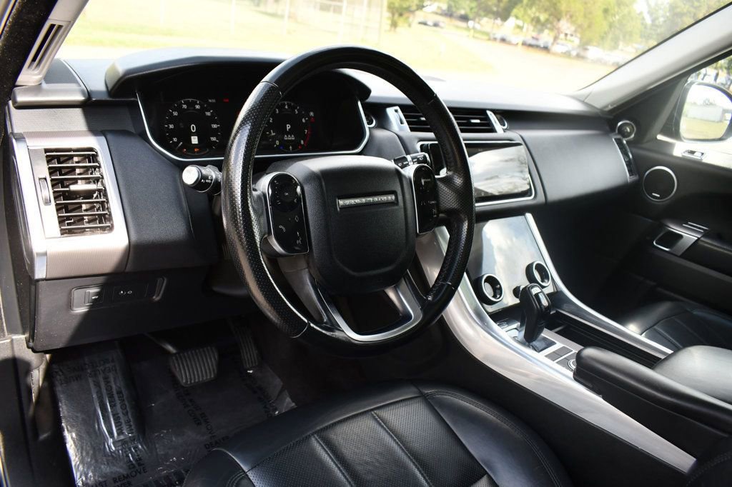 Used 2020 Land Rover Range Rover Sport HSE image 38