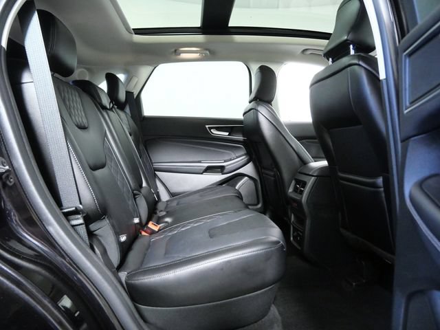Certified 2023 Ford Edge Titanium w/ Equipment Group 301A AWD/4WD image 13