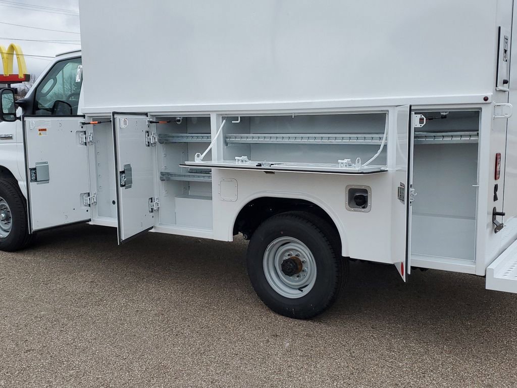 New 2025 Ford E-350 and Econoline 350 Super Duty w/ Power Equipment Group image 6