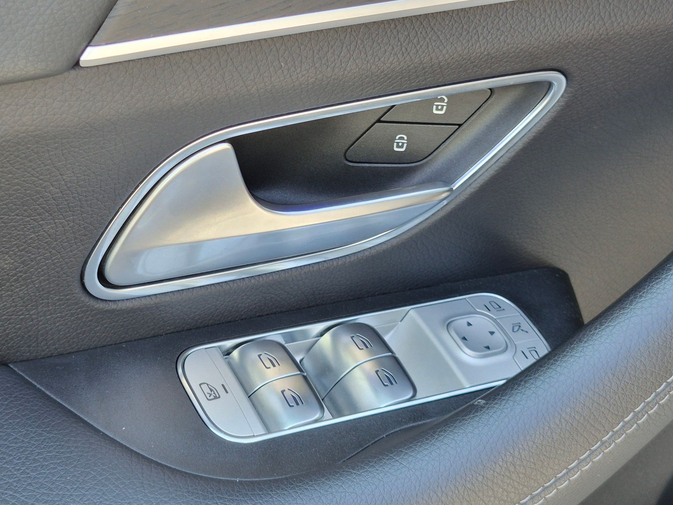 Certified 2025 Mercedes-Benz GLE 450 4MATIC Coupe image 16