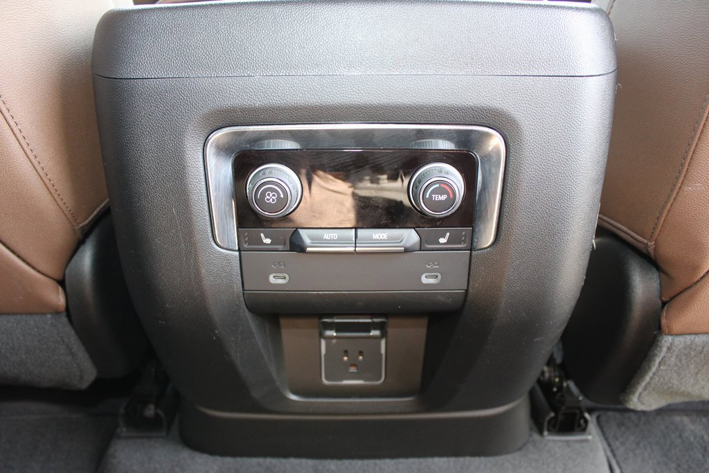 Used 2023 Chevrolet Tahoe High Country image 31