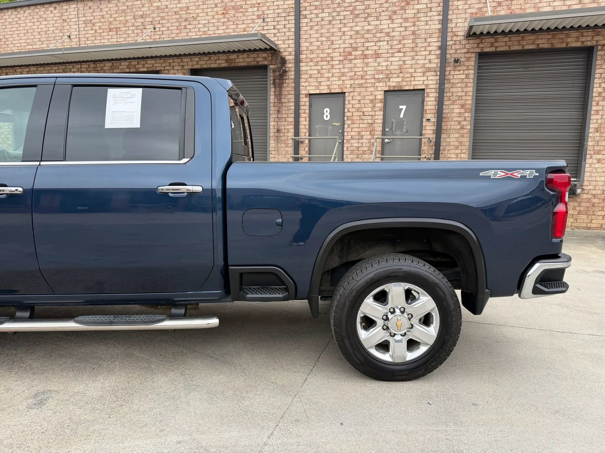 Used 2021 Chevrolet Silverado 2500 LTZ w/ LTZ Plus Package image 4
