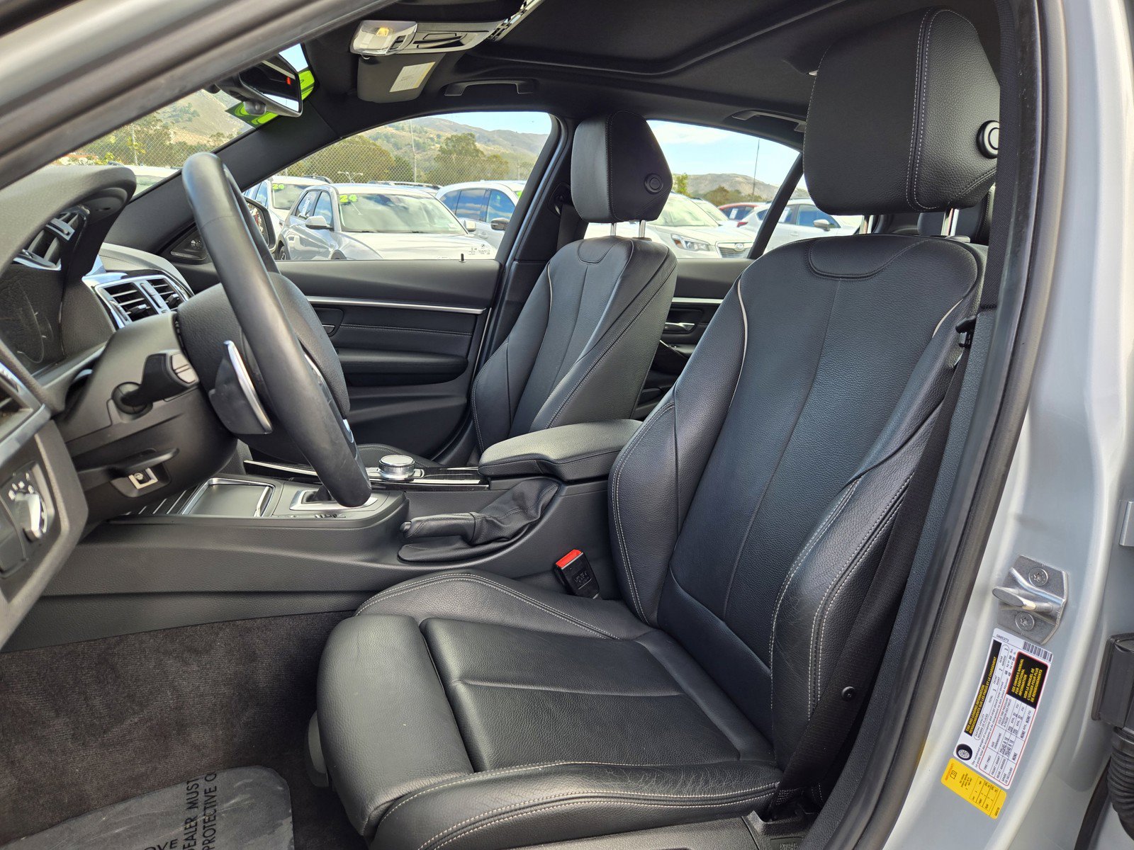 Used 2018 BMW 330i Sedan RWD image 15