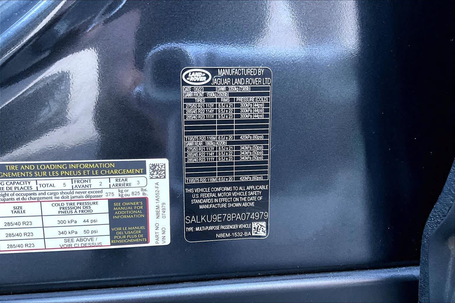 Used 2023 Land Rover Range Rover SV AWD/4WD image 34