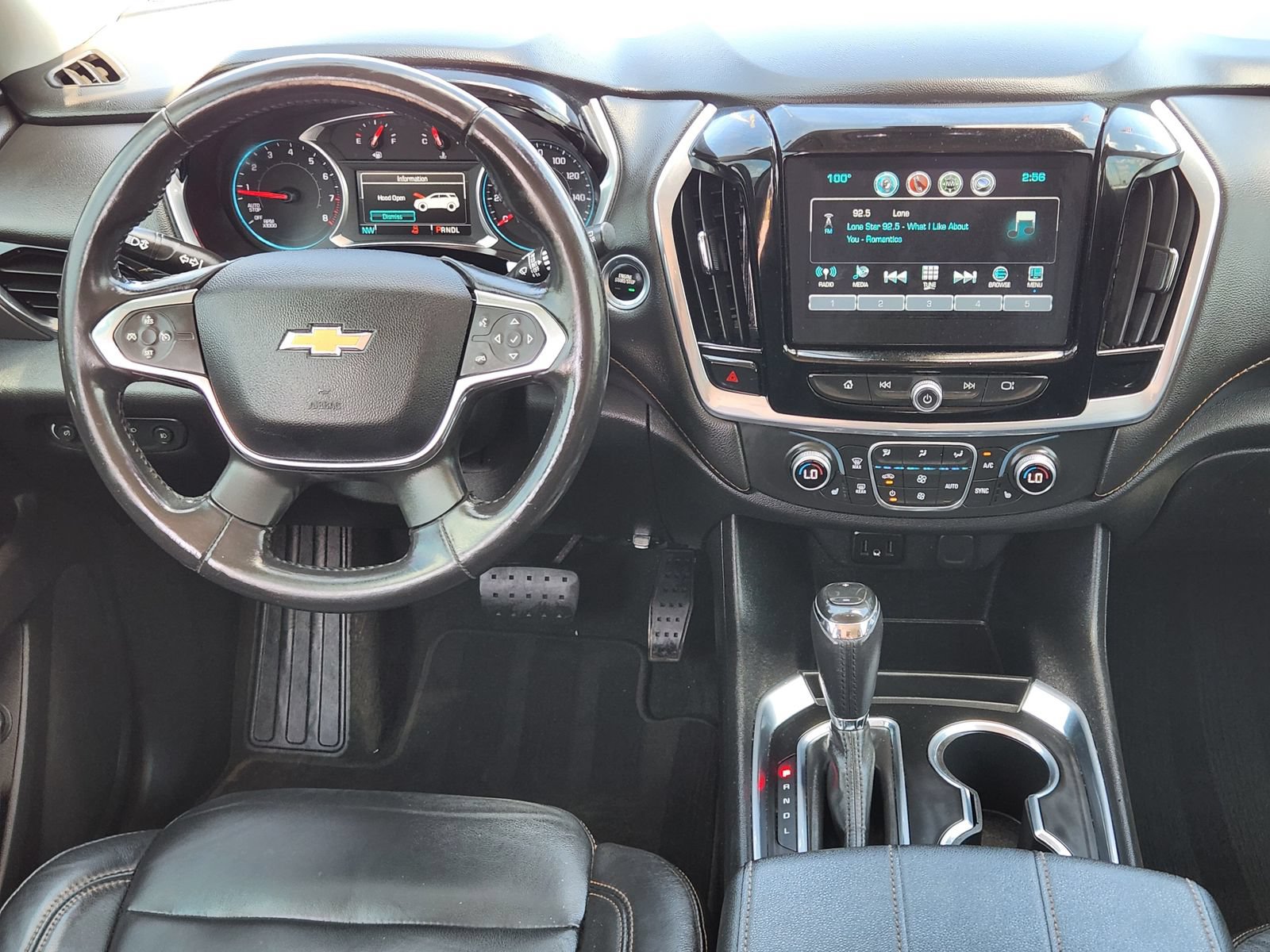 Used 2019 Chevrolet Traverse LT FWD image 31