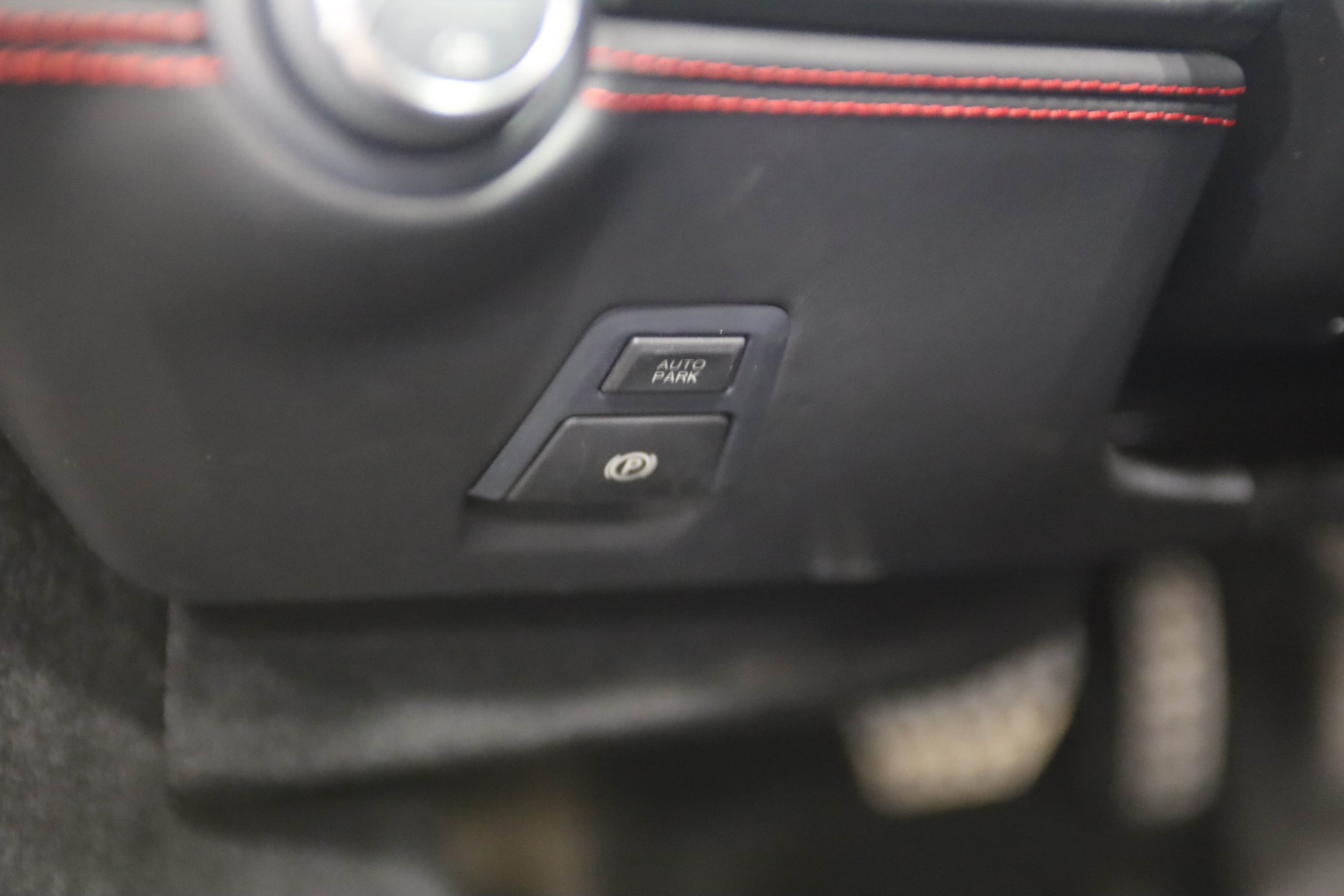 Used 2016 Ferrari 488 GTB RWD image 21