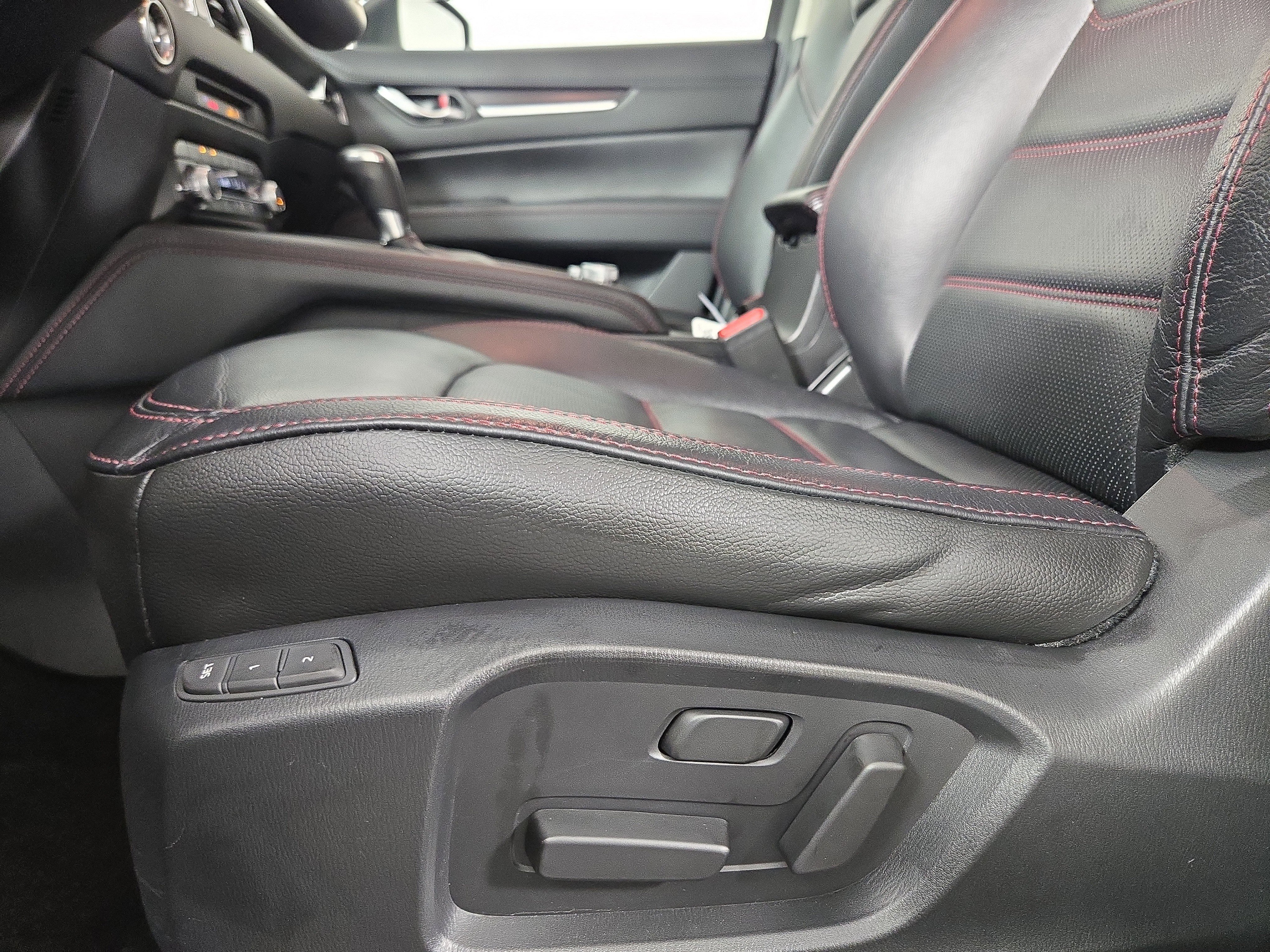 Certified 2023 MAZDA CX-5 Carbon Edition image 29