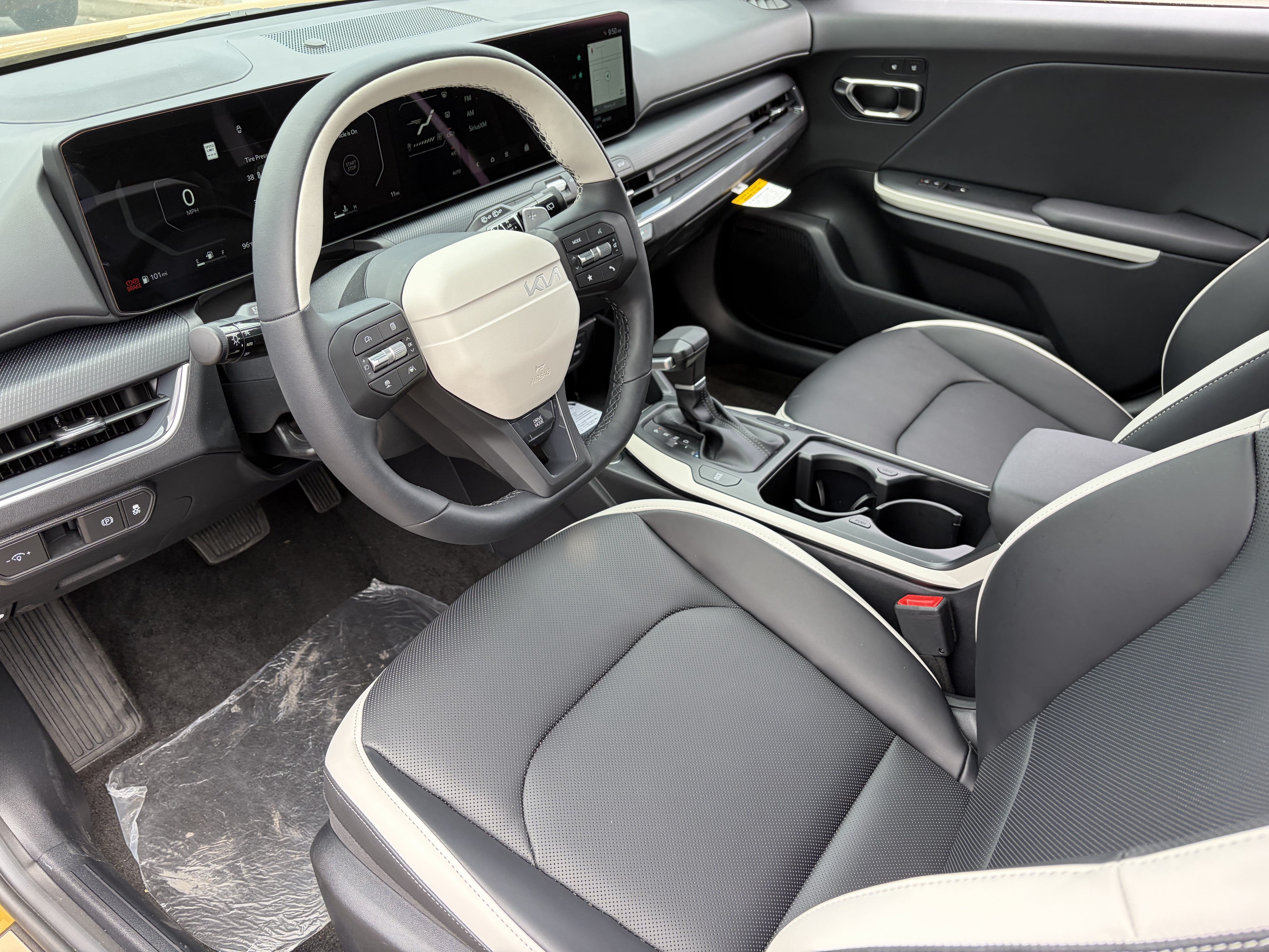 New 2026 Kia K4 GT-Line Turbo w/ GT-Line Premium Package FWD image 16