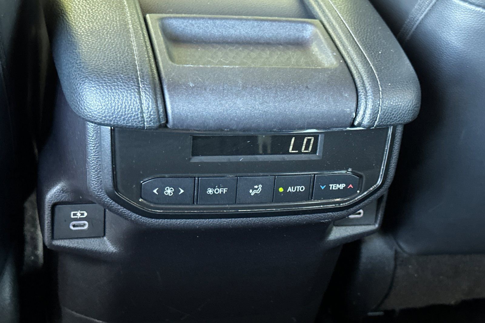 Certified 2024 Toyota Grand Highlander XLE image 16