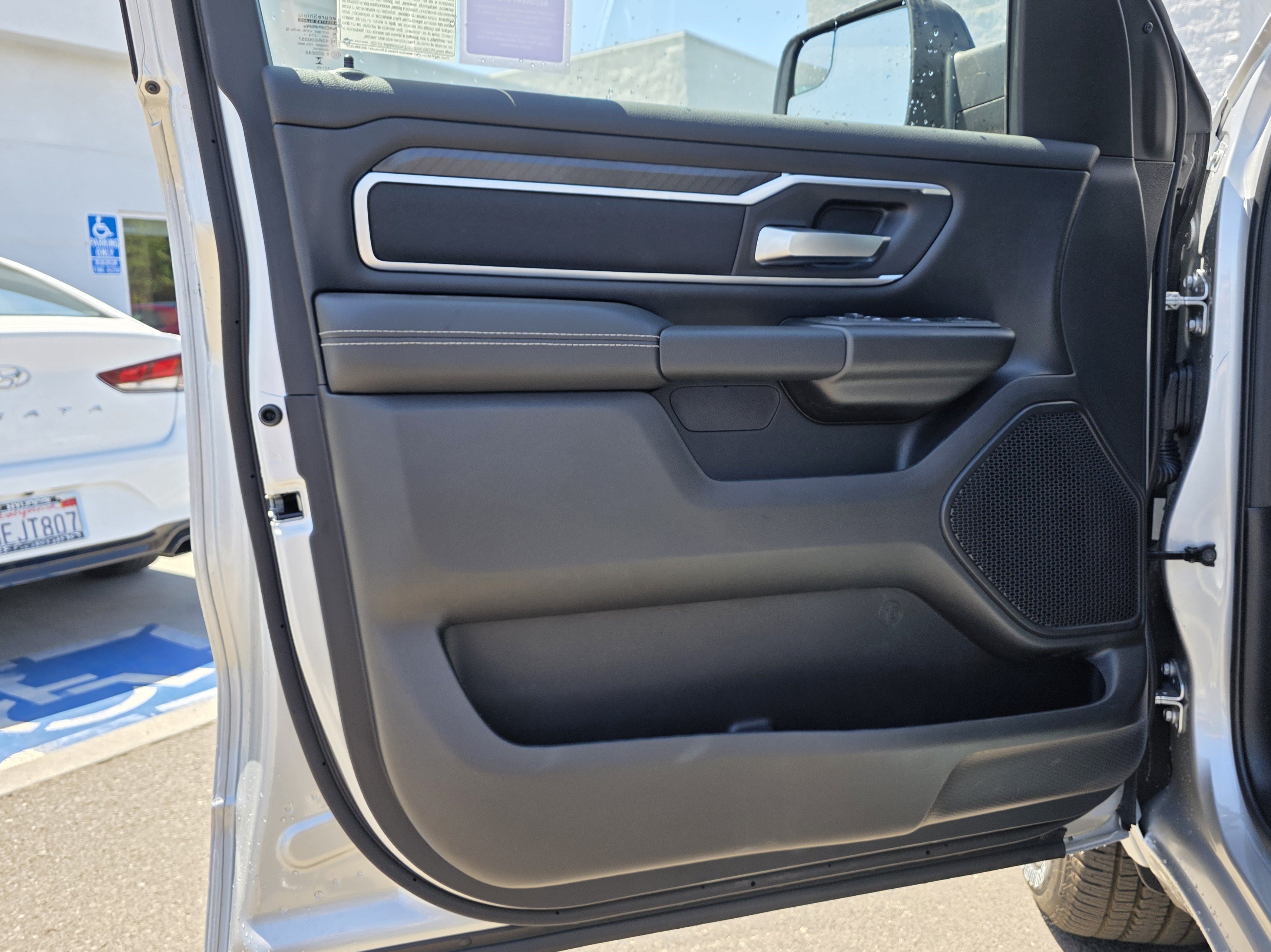 New 2026 RAM 1500 Big Horn AWD/4WD image 6