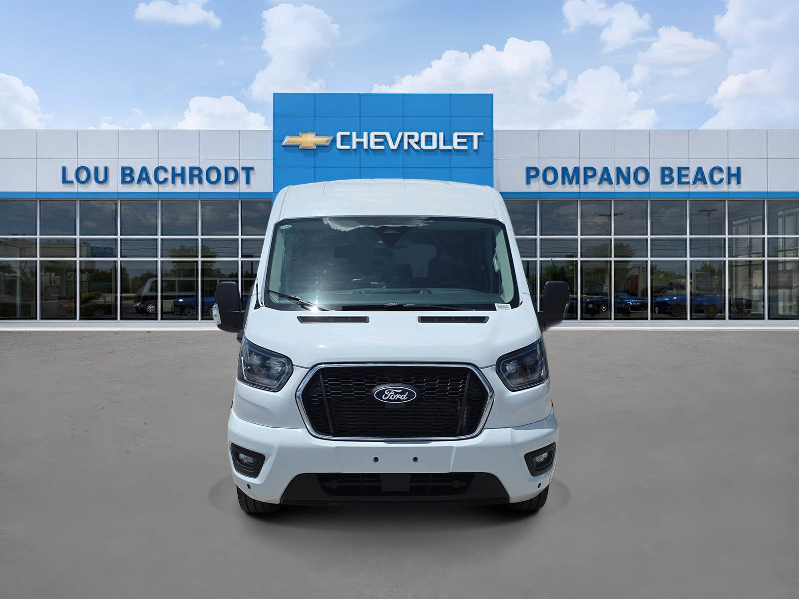 Used 2026 Ford Transit 350 XLT RWD image 2