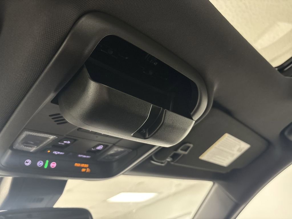 Used 2023 Chevrolet Equinox Premier image 67