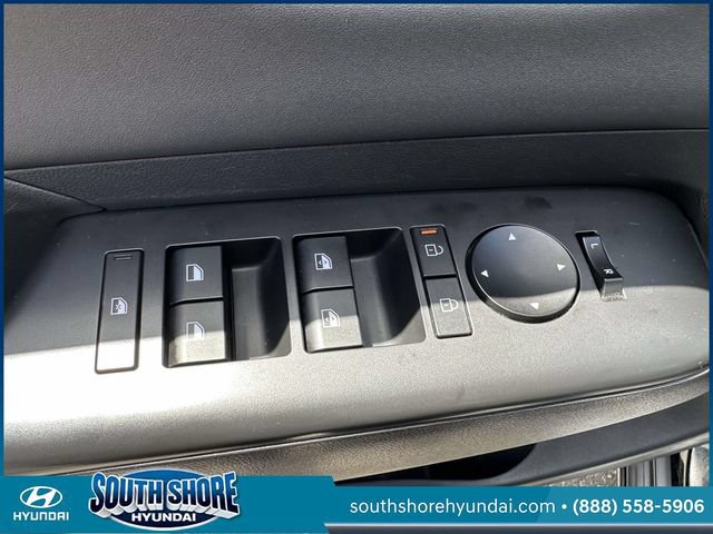Certified 2024 Hyundai Kona Limited AWD/4WD image 19