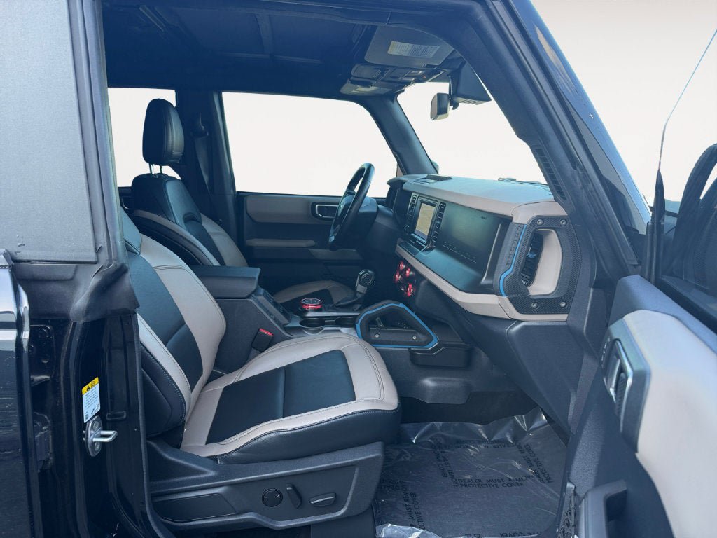 Used 2022 Ford Bronco Wildtrak AWD/4WD image 24