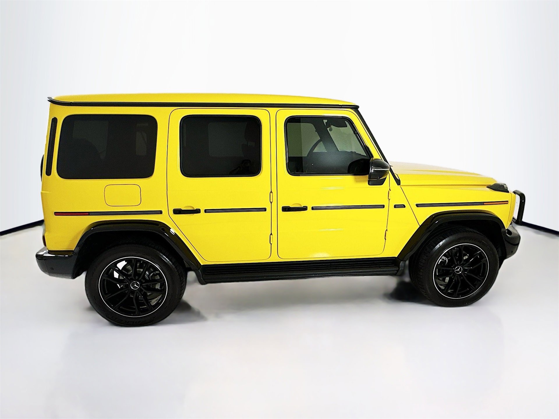 Used 2025 Mercedes-Benz G 550 G 550 image 9