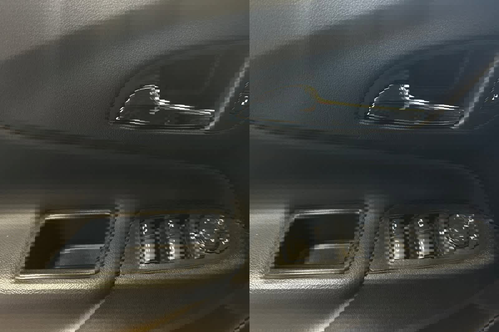 Used 2024 Chevrolet Equinox LT image 13