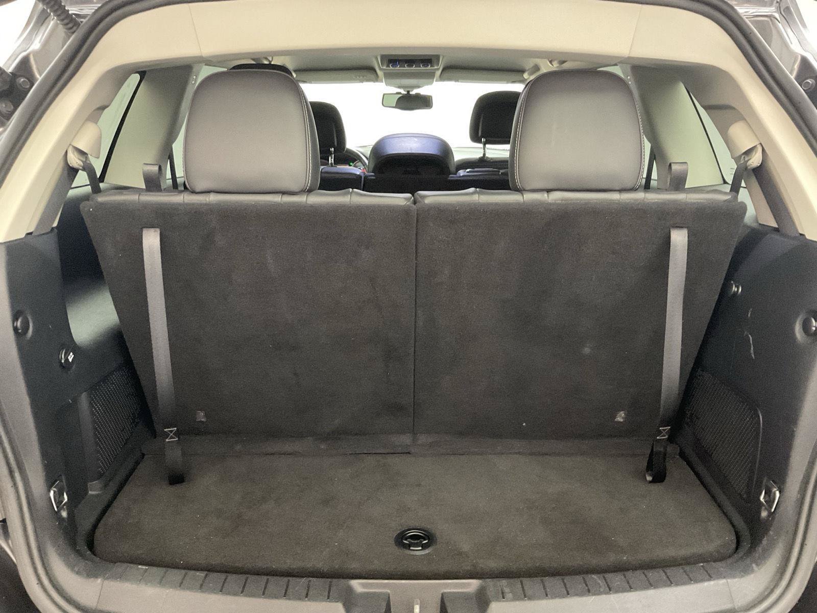 Used 2017 Dodge Journey Crossroad w/ Popular Equipment Group FWD image 28