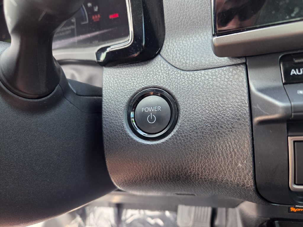 Used 2025 Toyota Camry LE FWD image 30