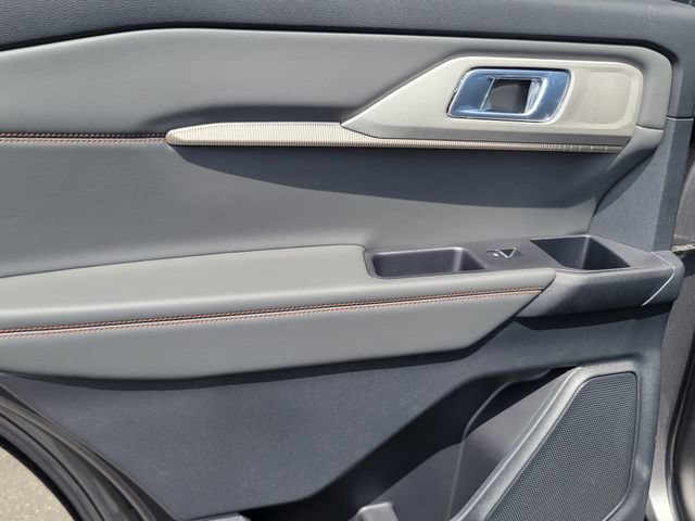 New 2026 Ford Explorer Active w/ Active Comfort Package RWD image 12